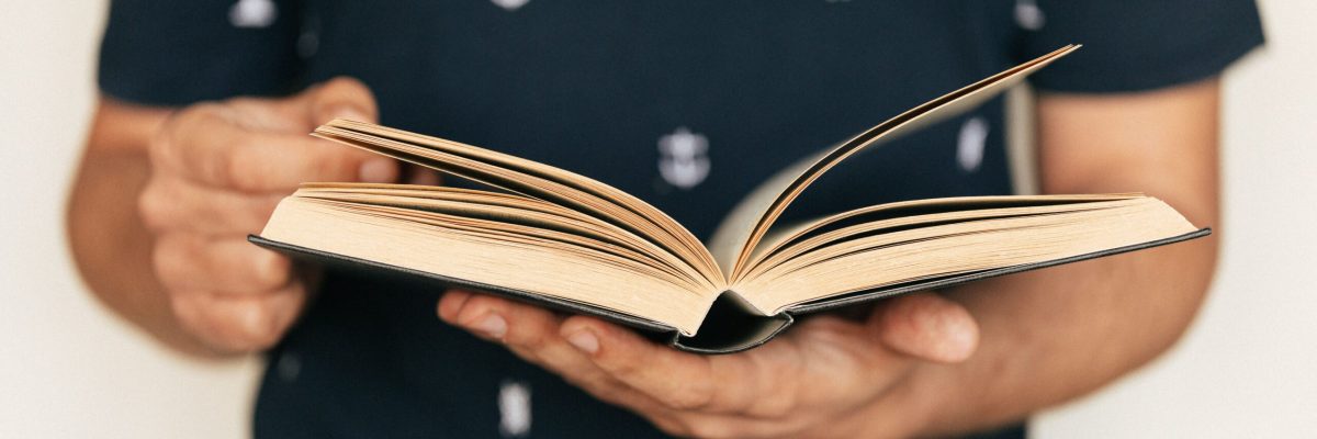 recursos-hombre-y-libro